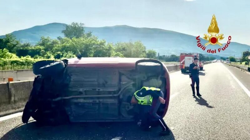incidente Assisi 21 maggio 2023 foto vigili del fuoco