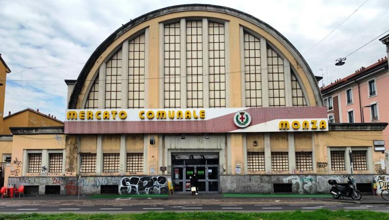 mercato comunale viale monza ph comune milano