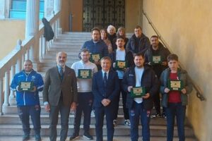 Premiati gli atleti paralimpici ferraresi del Campionato Italiano Paralimpico di Calcio a 5 a Palermo ph Comune Ferrara
