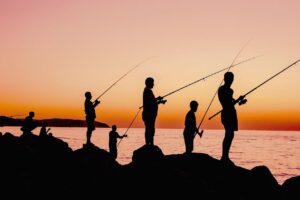 Pesca a spinning in diverse ambientazioni