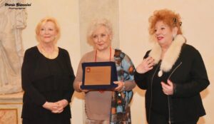 Premio a Giovanna Gubbiotti
