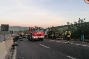 incidente Baragiano ph Vigili del Fuoco