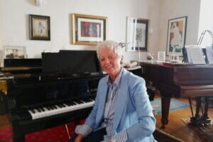 Ada Gentile, al piano