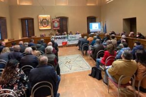 L'assemblea pubblica a locri il 24 marzo