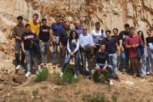 le classi dell'einaudi alla cava di quarzo a Serra San Bruno