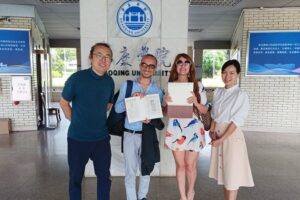 Al centro luca sivelli e simona gavioli