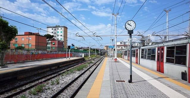 Napoli d’autunno: una stagione perfetta per chi è single Napoli d’autunno: una stagione perfetta per chi è single