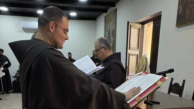 Rende. Giuramento di Fra Mario Chiarello e Fra Luigi Francesco Loricchio come Ministro Provinciale e Vicario Rende. Giuramento di Fra Mario Chiarello e Fra Luigi Francesco Loricchio come Ministro Provinciale e Vicario
