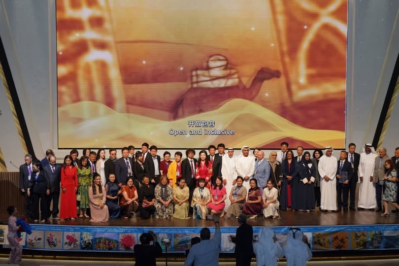 a dubai il 5176 festival internazionale di poesia e arte della via della seta