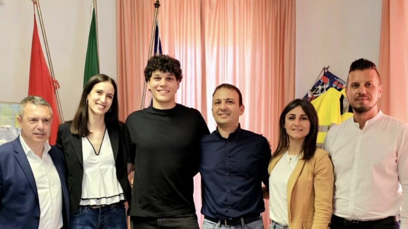 Corciano accoglie Nicolò Filippucci in Comune: “Talento e gentilezza, un orgoglio per la nostra comunità” Corciano accoglie Nicolò Filippucci in Comune: “Talento e gentilezza, un orgoglio per la nostra comunità”
