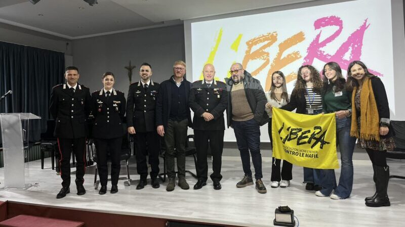 Libera Vibo Valentia saluta il colonnello Luca Toti, nuovo incarico al Ministero della Difesa Libera Vibo Valentia saluta il colonnello Luca Toti, nuovo incarico al Ministero della Difesa