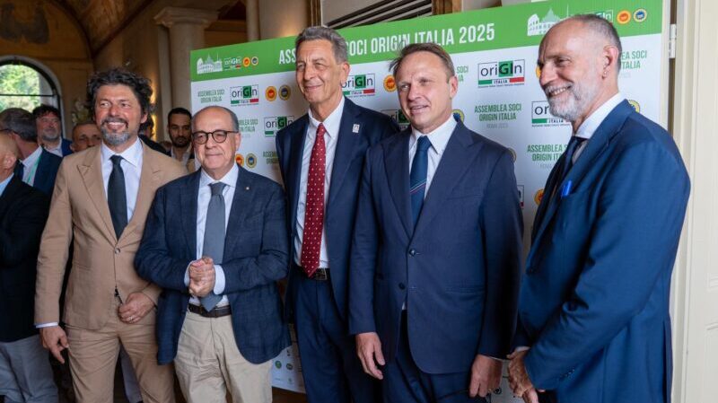 lollobrigida le indicazioni geografiche simbolo del nostro agroalimentare oltre 20 miliardi di valore