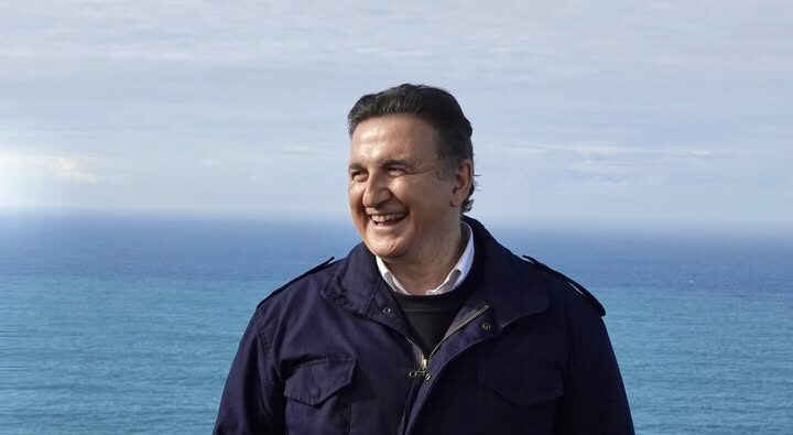 Roberto Giacobbo torna su Rete 4 con un viaggio oltre i confini della conoscenza: stasera tappa a Cabo da Roca