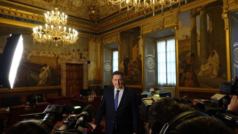 Roberto Giacobbo Ospite Al Senato Per La Cerimonia Del Ventaglio Un 
