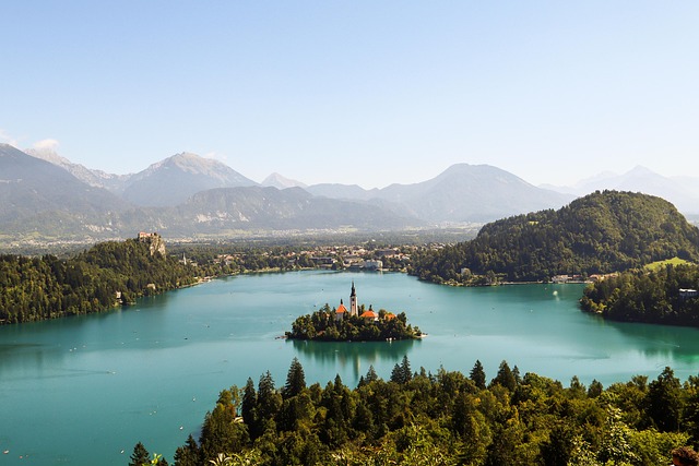 slovenia da scoprire viaggio tra laghi montagne e citt224 d8217arte da Laprimapagina.it slovenia da scoprire viaggio tra laghi montagne e citt224 d8217arte