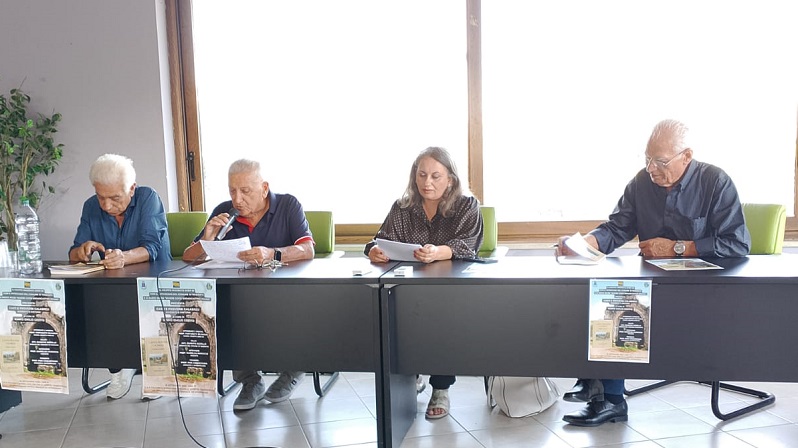 Grande affluenza alla presentazione dei canti e proverbi di Maierato