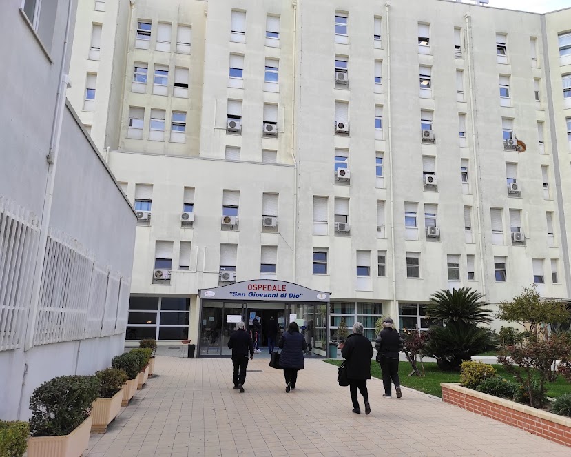 asp crotone prorogati per sei mesi 71 incarichi di infermieri e operatori socio sanitari assunti nel periodo estivo