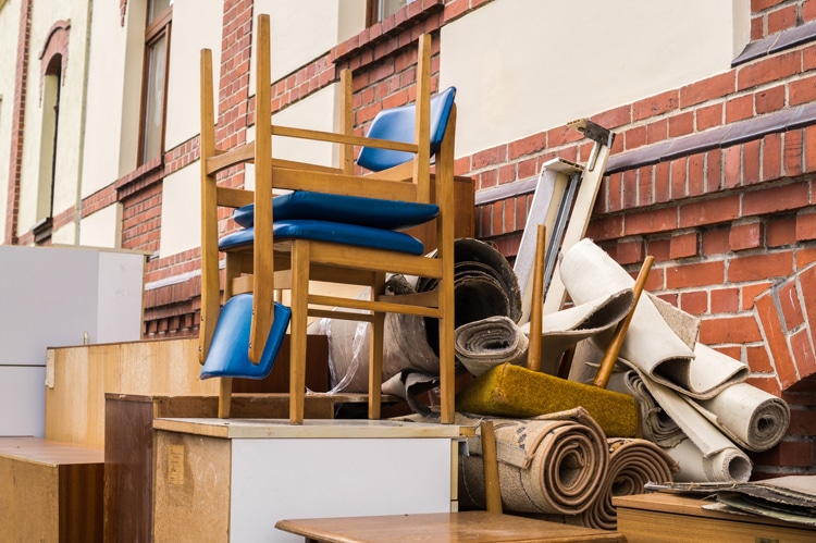 smaltimento materiali e rifiuti ingombranti