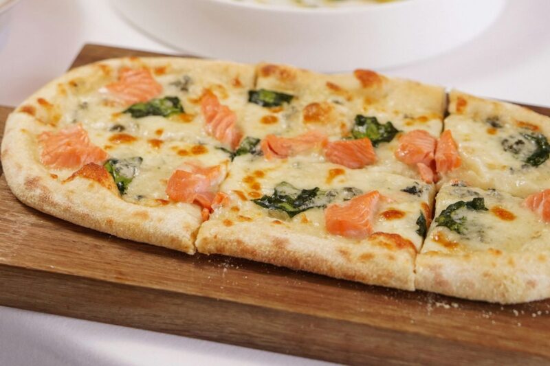 Pinsa romana: perché è diversa dalla pizza e più digeribile Pinsa romana: perché è diversa dalla pizza e più digeribile