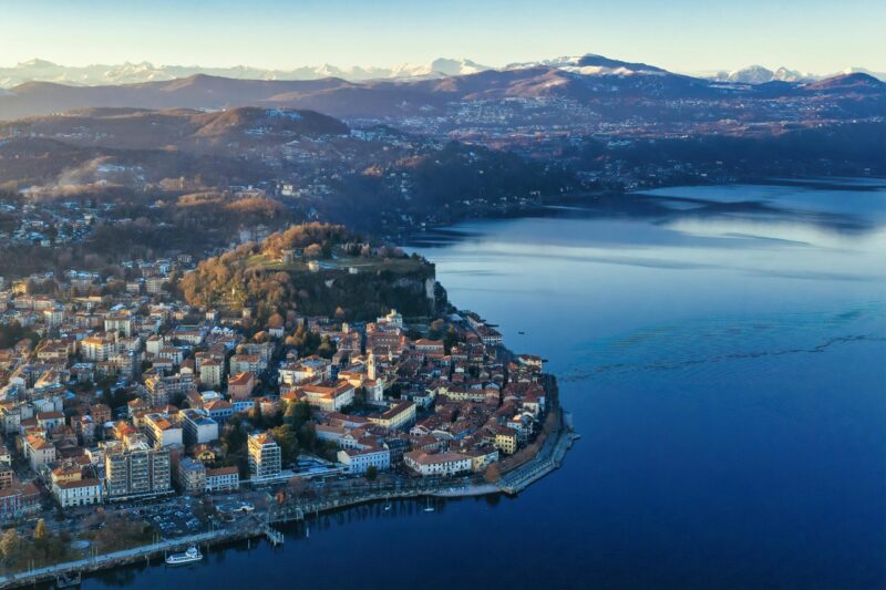 Stresa Luxury Real Estate: i servizi esclusivi per comprare una villa sul Lago Maggiore