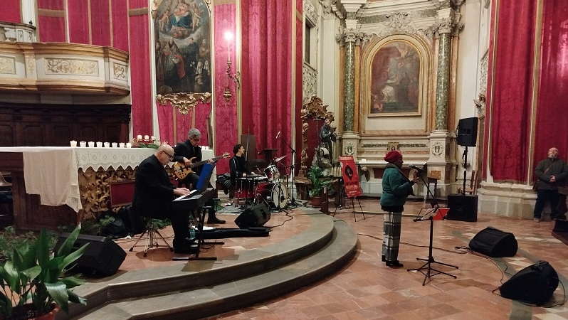 Standing ovation per Jay Garrison: evento soul jazz gospel da tutto esaurito a Città di Castello Standing ovation per Jay Garrison: evento soul jazz gospel da tutto esaurito a Città di Castello