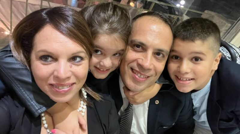 Enrico Buonanno (Libritalia) celebra 18 anni di matrimonio: “Abbiamo creato un mondo nostro, imperfetto e bellissimo”