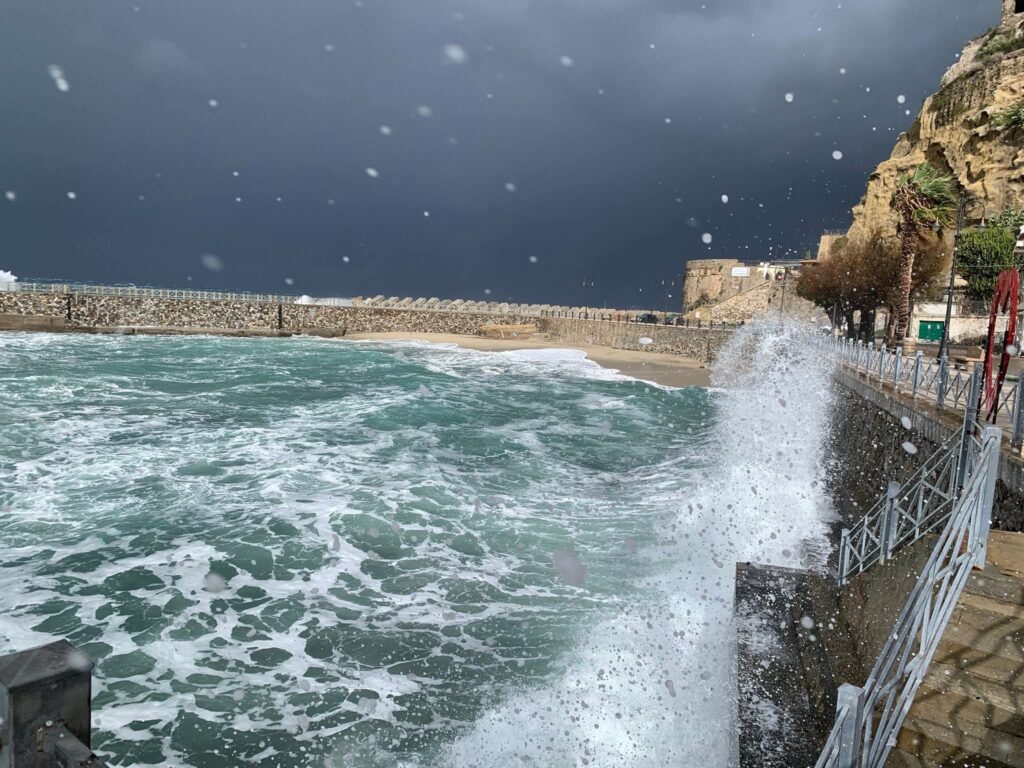 maltempo in calabria lo storico franco torchia racconta la tempesta a pizzo calabro da Laprimapagina.it maltempo in calabria lo storico franco torchia racconta la tempesta a pizzo calabro
