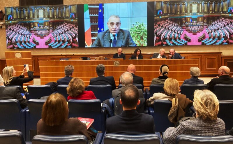 presentato in senato il volume il palazzo di abrantes curato dall8217ambasciatore gaetano cortese da Laprimapagina.it presentato in senato il volume il palazzo di abrantes curato dall8217ambasciatore gaetano cortese
