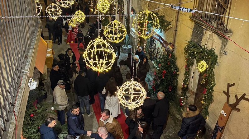 Melicucco celebra il Capodanno tra tradizione e comunità: migliaia di visitatori in festa