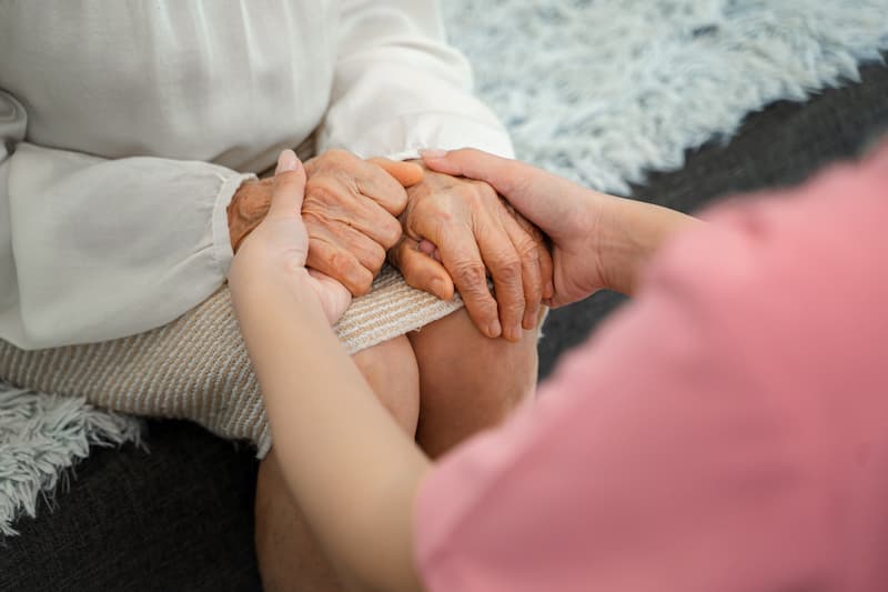 soccorso medico domiciliare con medici qualificati per cure immediate diagnosi e supporto sanitario senza uscire di casa da Laprimapagina.it soccorso medico domiciliare con medici qualificati per cure immediate diagnosi e supporto sanitario senza uscire di casa