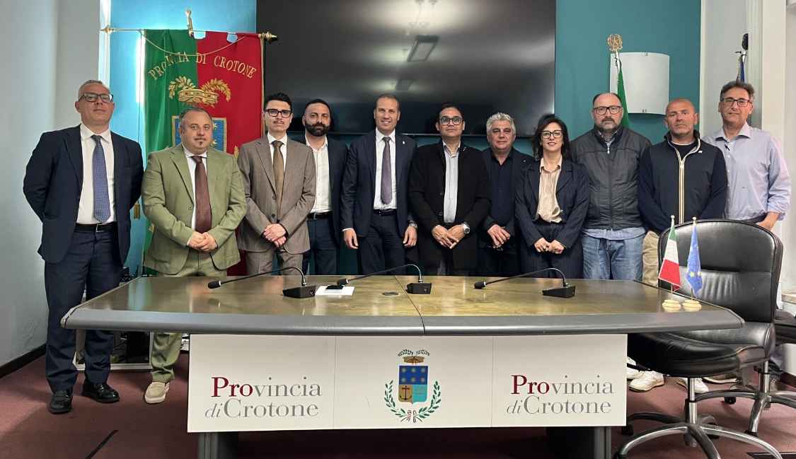 provincia di crotone il presidente antonio ammirati assegna le deleghe ai consiglieri da Laprimapagina.it provincia di crotone il presidente antonio ammirati assegna le deleghe ai consiglieri