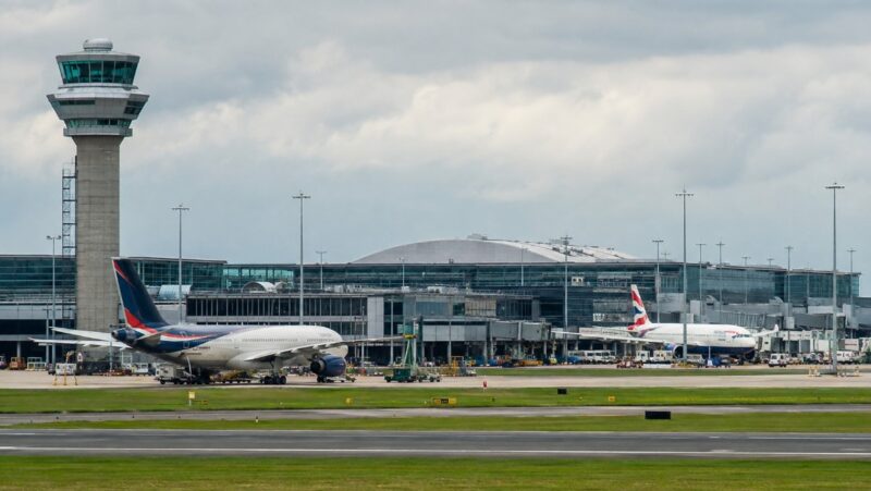 cyberattacco a tre aeroporti britannici rubati i dati di 87 milioni di passeggeri da Laprimapagina.it cyberattacco a tre aeroporti britannici rubati i dati di 87 milioni di passeggeri