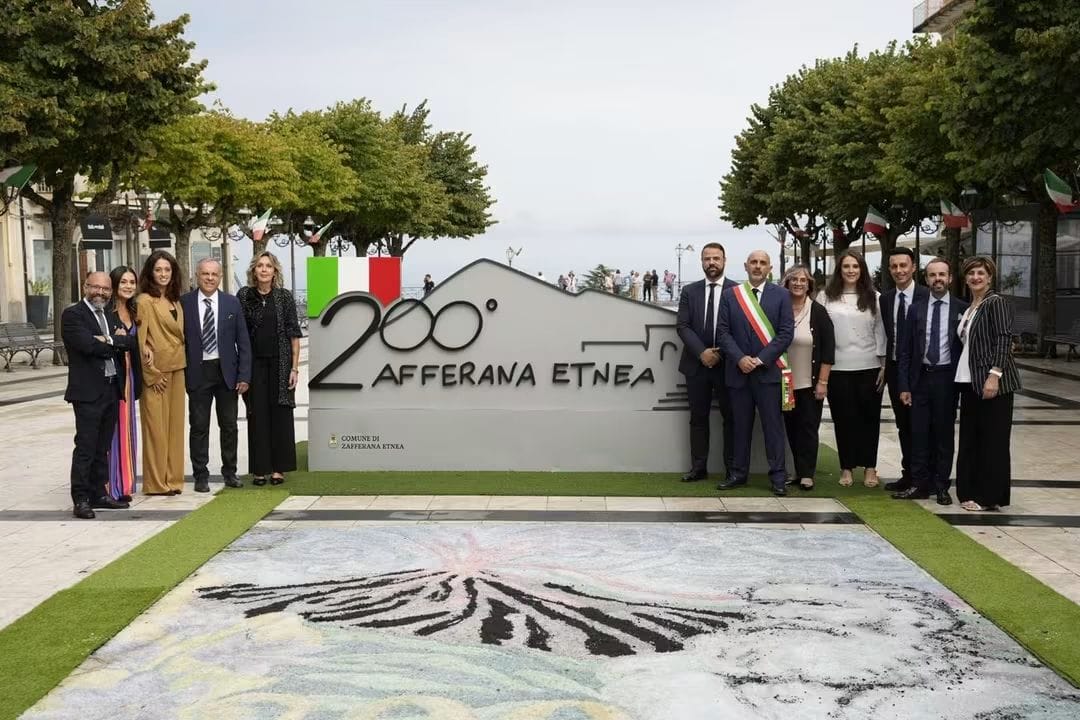 zafferana etnea celebrato il bicentenario del comune da Laprimapagina.it zafferana etnea celebrato il bicentenario del comune