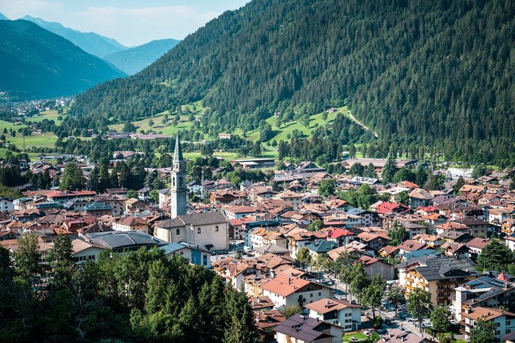 paganica in missione a pinzolo per il ventennale del gemellaggio tra le due comunit224 da Laprimapagina.it paganica in missione a pinzolo per il ventennale del gemellaggio tra le due comunit224