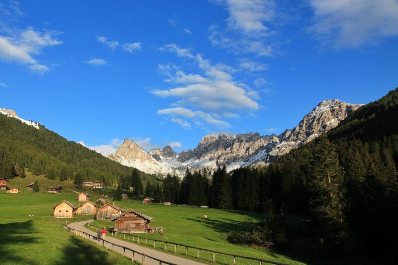 perch233 scegliere un hotel romantico con centro benessere in val di fassa da Laprimapagina.it perch233 scegliere un hotel romantico con centro benessere in val di fassa