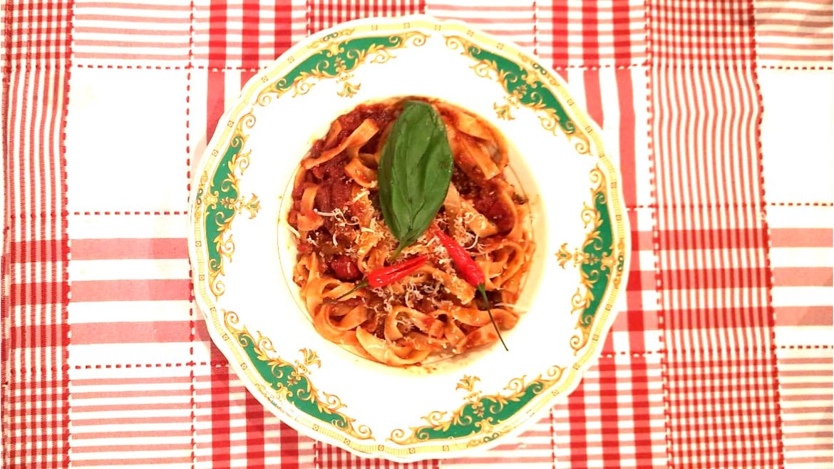 spaghetti diplomacy perch233 i potenti della terra dovrebbero sedersi a tavola da Laprimapagina.it spaghetti diplomacy perch233 i potenti della terra dovrebbero sedersi a tavola